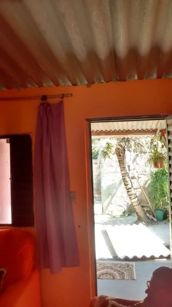 Casa com água Encanada em Inoã Maricá,20 MT do Asfalto