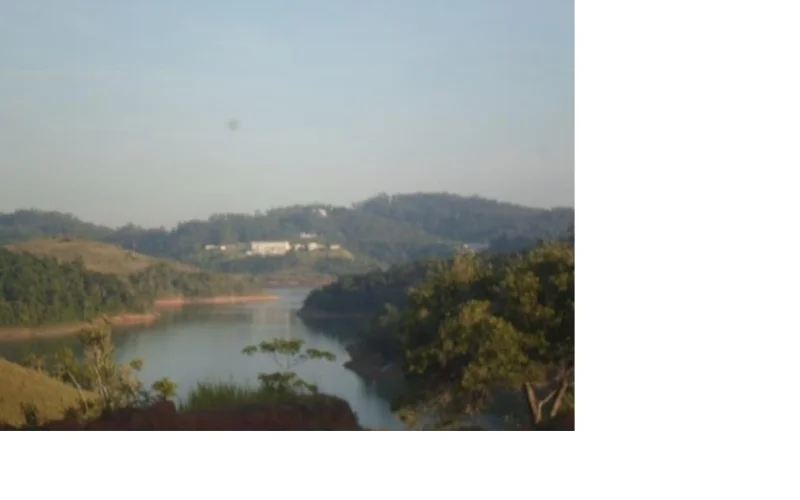 Chácara Beira Represa PE na Agua Barato Santa Branca SP