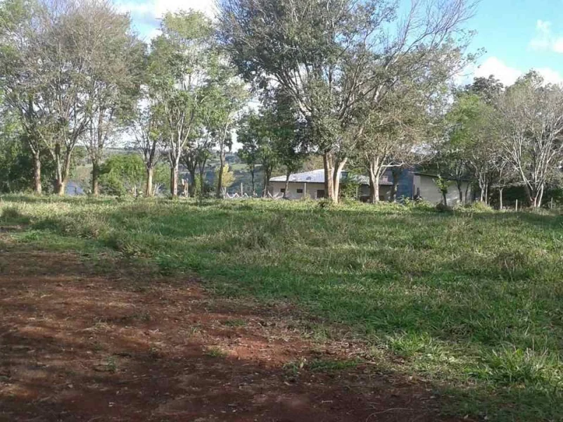 Lote Beira Lago