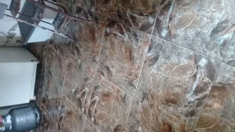 Troco Casa 4 Quartos Terreno de 1240 Metros por Outra Casa
