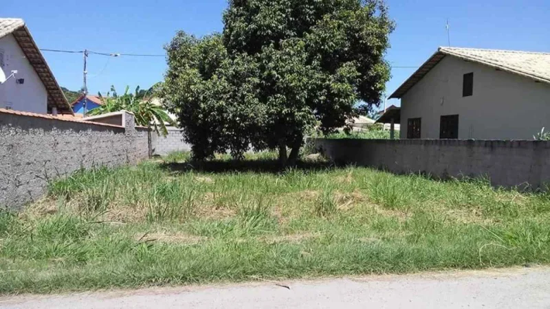 Terreno em Condomínio Fechado