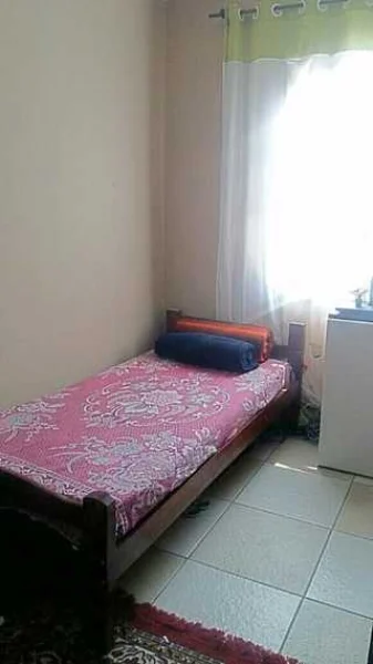 Quarto Mobiliado para Rapazes