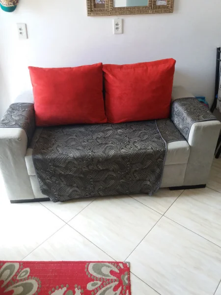 Sofá Dois Lugares
