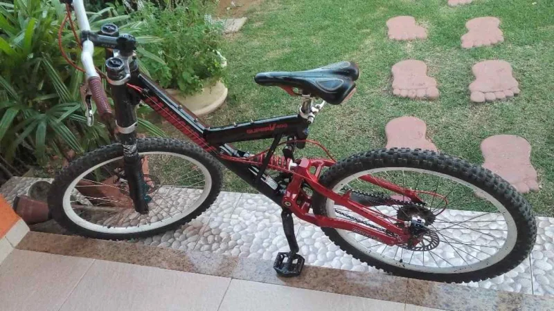 Cannondale Super V 400