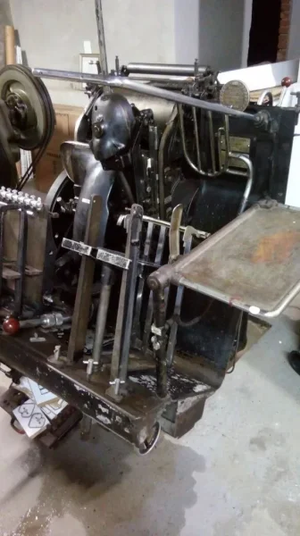 Vendo Máquina Heidelberg Lec Lek Leque