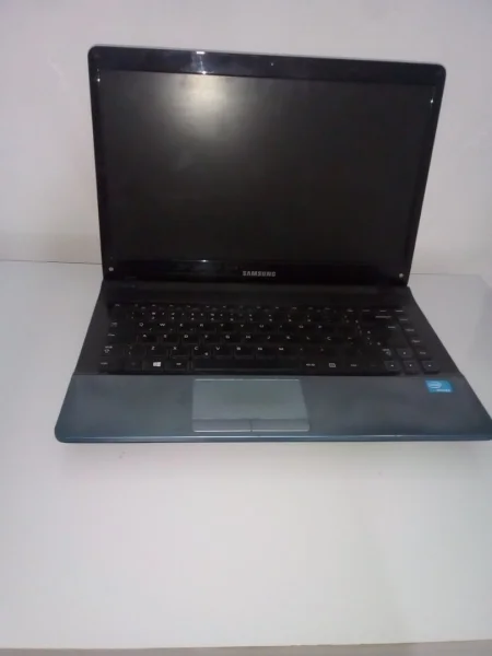 Notebook Samsung no Estado