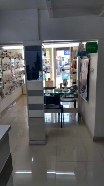 Passo Ponto e Alugo ótica no Centro de Cabo Frio - RJ Desde 2007