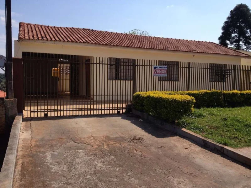 Residencia em Excelente Localizacao