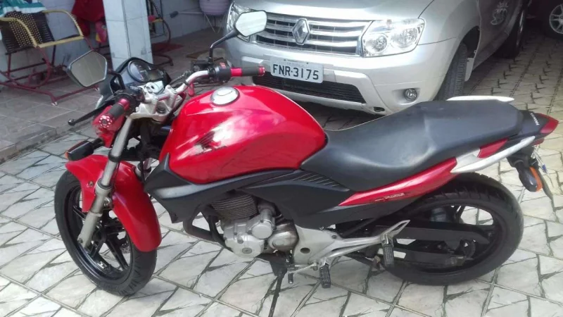 Honda CB 300 2010