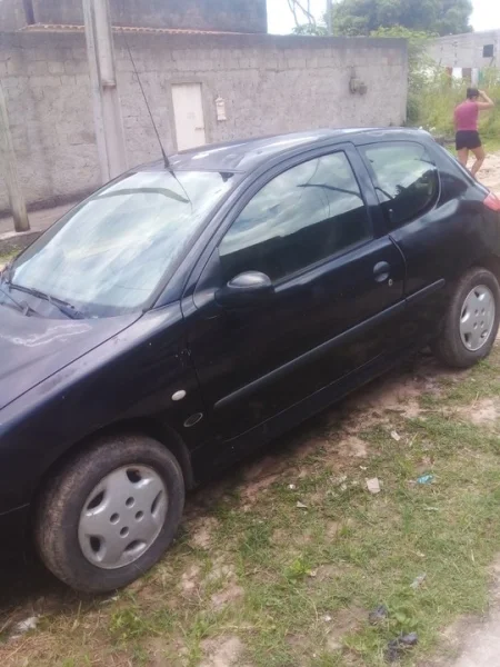 Carro Peugeot
