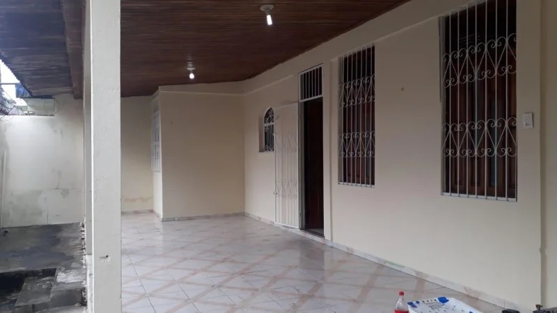 Casa com 4 Dormitórios à Venda, 250 m2 por RS 350.000,00 - Coroado - Manaus-am