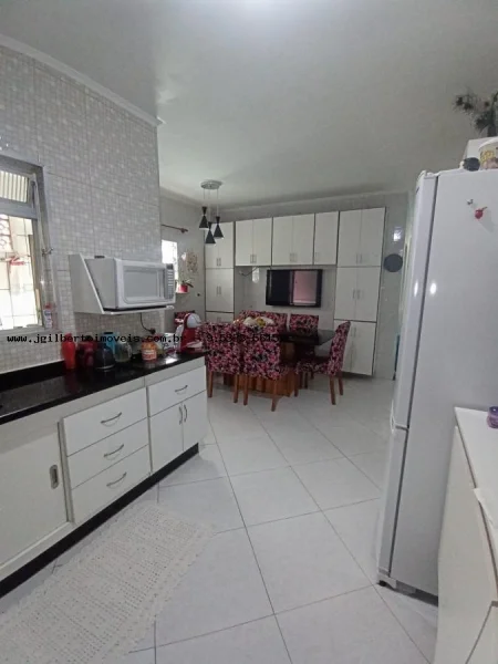 Casa para Venda em Santo André / SP no Bairro Jardim Teles de Menezes