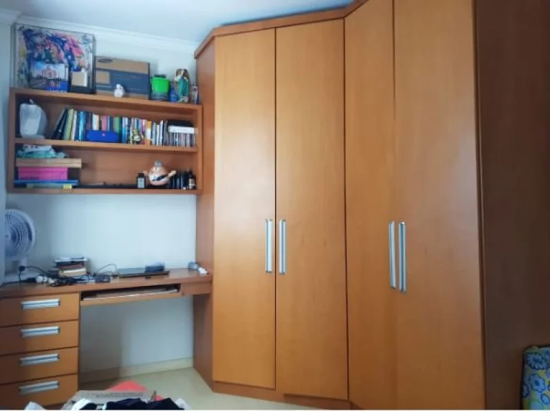 Quarto em L