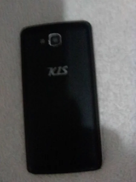 Celular Kis