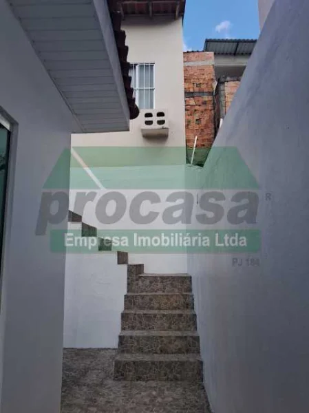 Casa de Rua - / Residencial / Petrópolis