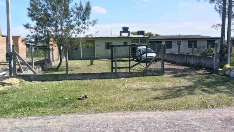 Casa em Capão Novo