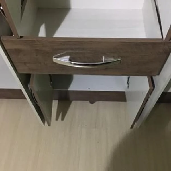 Guarda Roupa 6 Portas