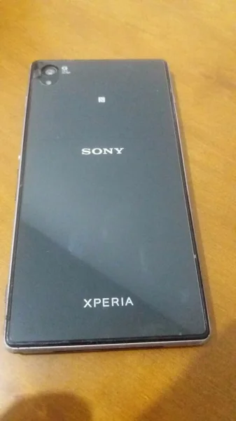 Sony Z1 com Smarband e Câmera de 20.7mpx