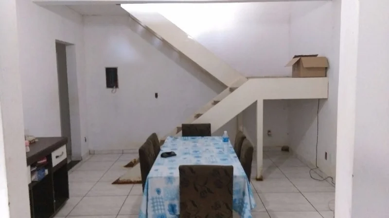 Vende SE Sobrado Pq Portugal R$220.000,00