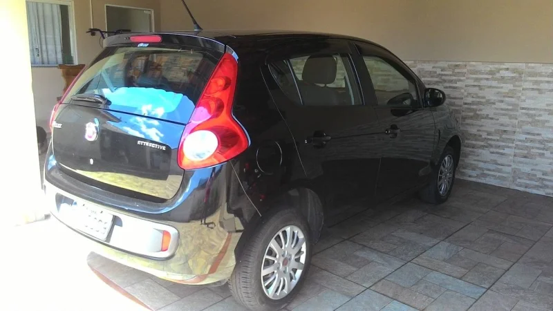 Fiat Palio Attractive 1.0 8v (flex) 2014