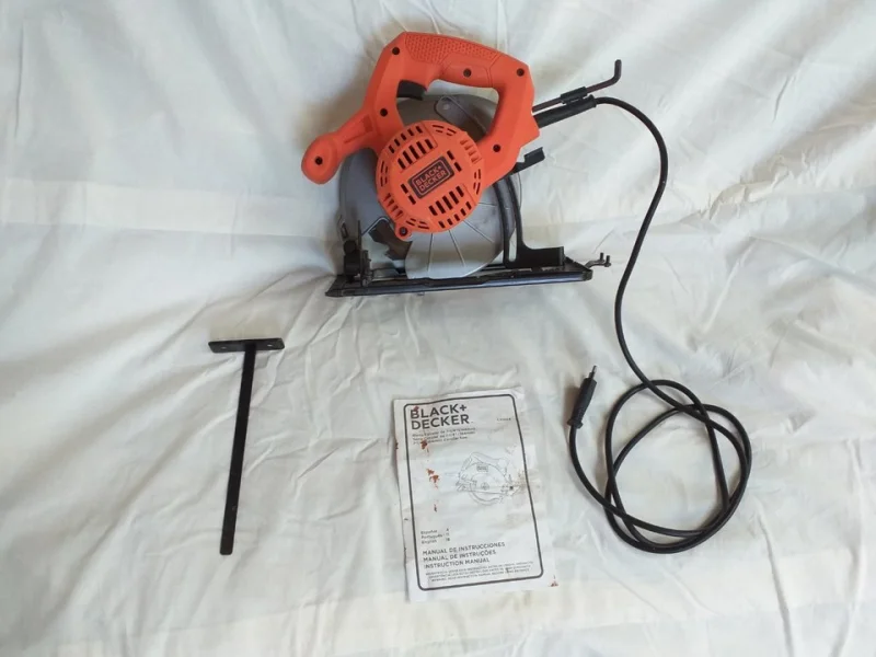 Serra Circular 7 1/4 Polegadas Black And Decker Cs1024 220v