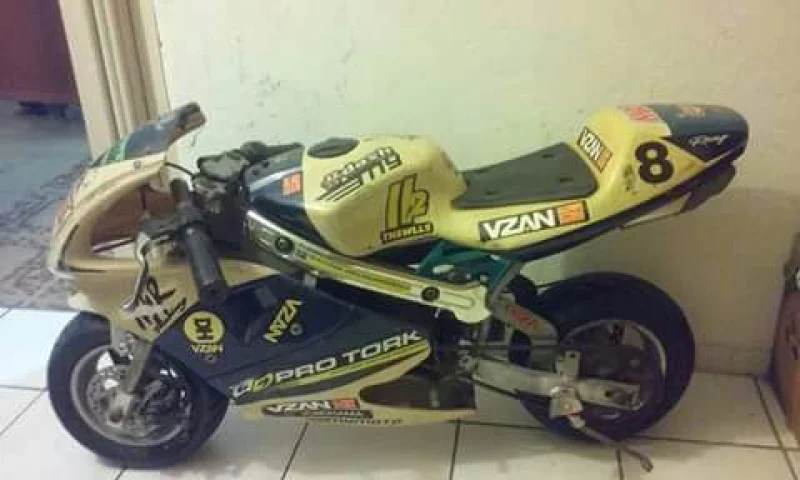 Moto Infantil á Gásolina