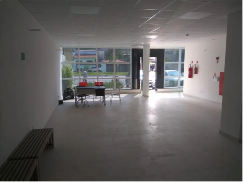 Salão Comercial com 300 m2 em São Paulo - Jardim Prudência por 2.5 Milhões à Venda