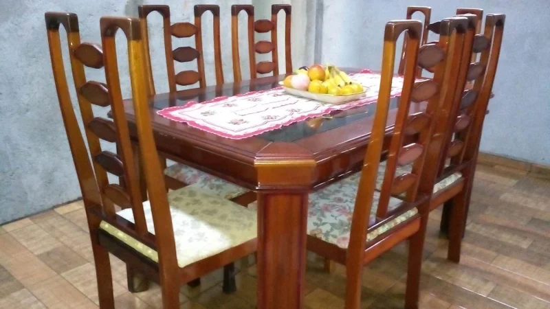 Mesa de Jantar Tampo de Vidro 160cm