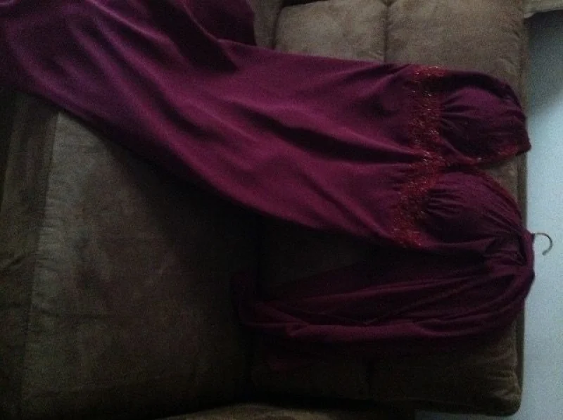 Vendo Vestido Longo Bordado