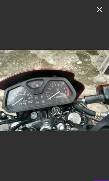 Moto Falcon 400