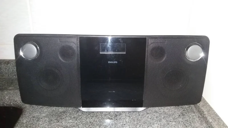 Micro System Philips Hi-fi Dcm276 c/ Dock Station, Mp3 e Entrada Usb