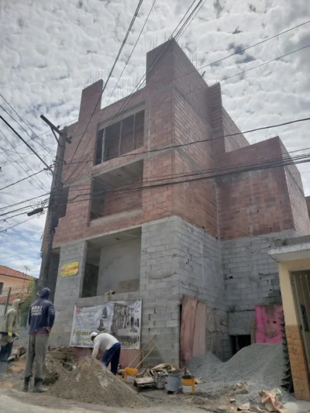 Apartamento na Planta