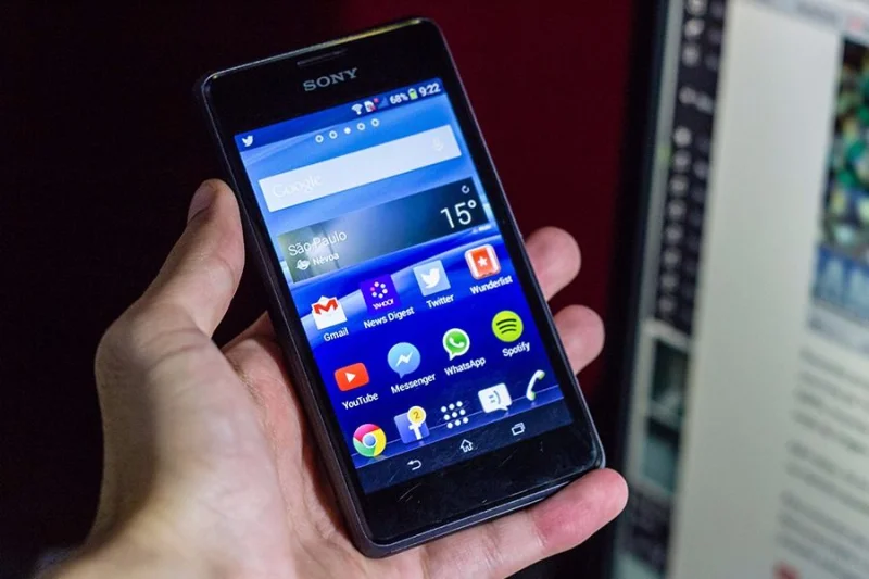 Smartphone Sony E1 D2104 Preto Dual Chip 4" Dual Core Android 4.2