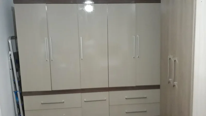 Guarda Roupa
