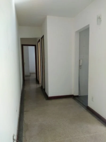 Apartamento em Santa Rosa, Vazio e sem Dúvida