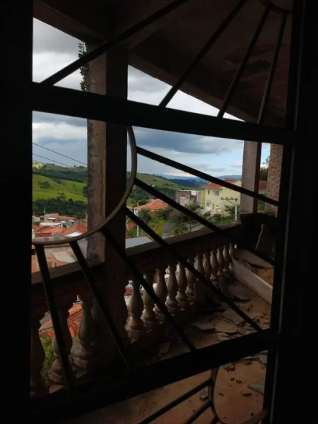 Sobrado em águas de Lindoia