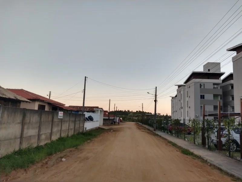 Vendo-se Casa Seminova