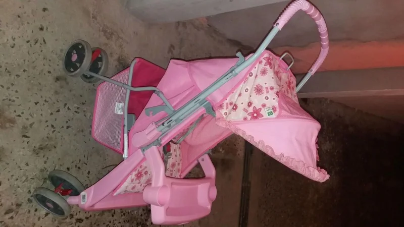 Carrinho de Bebê Tutty Baby (menina)