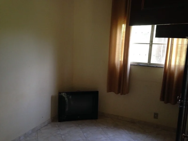 Vendo Imóvel Tendo 2 Casas uma a Casa Base e a Outra Apartamento 201