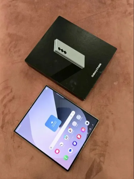 Samsung Z Fold 6 (c/garantia)