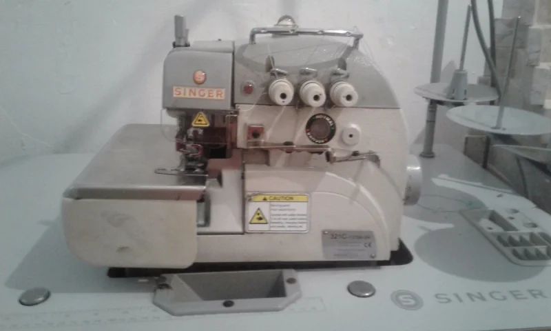 Overlock Singer 321c
