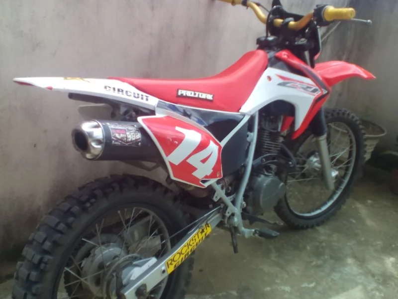 NX 200 com Kit CRF 2015