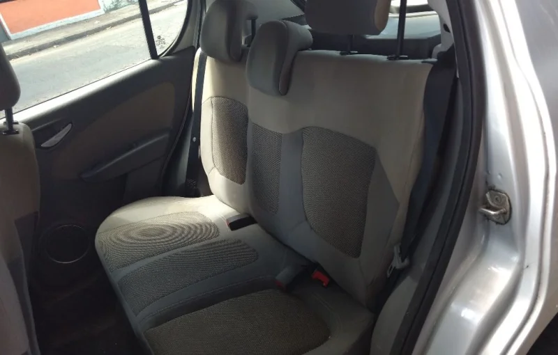 Palio Essence 1.6 16v Completo
