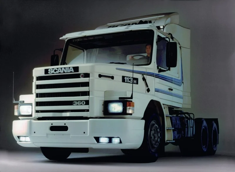 Scania R-113 e 360 6x4 (3 Eixos) 1998