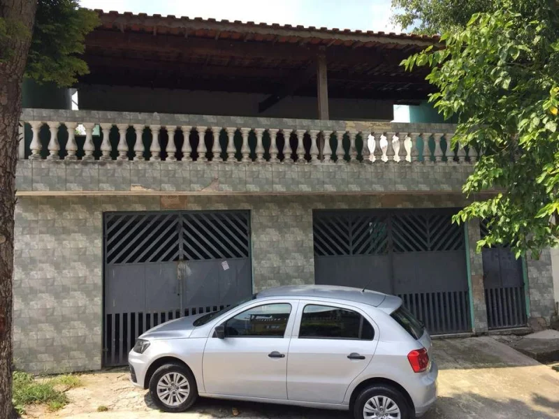 Linda Casa 04 Dormitórios Garagem 3 Veículos Jd. das Laranjeiras