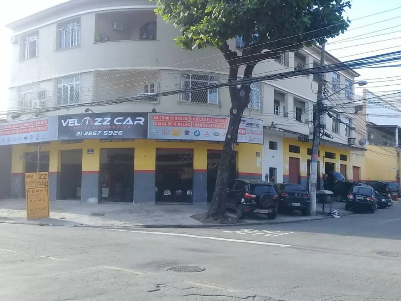 Auto Center Velozz Car