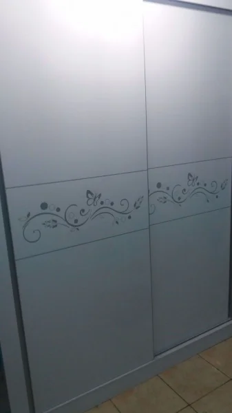 Armário de 2 Portas