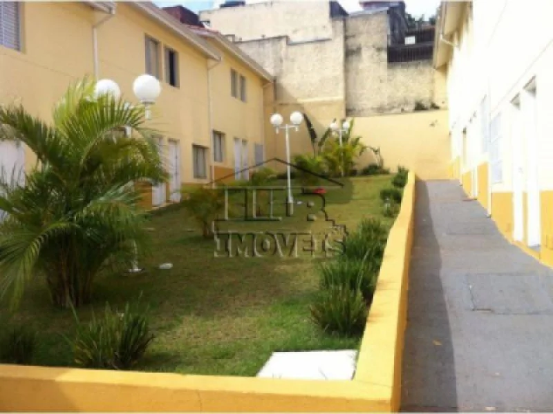 Casa com 2 Dorms em São Paulo - Vila Constança por 300 Mil