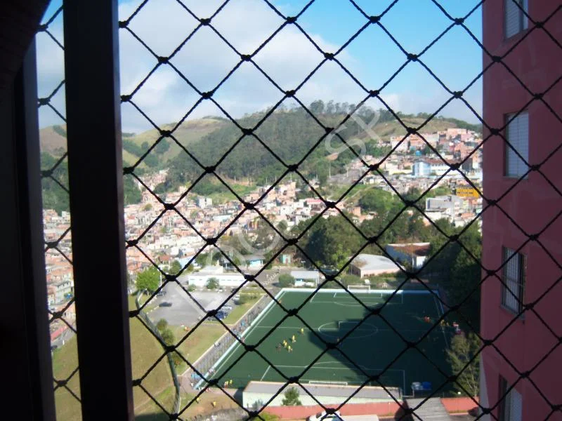 Apartamento com 2 Dorms em São Bernardo do Campo - Ferrazópolis por 230 Mil à Venda