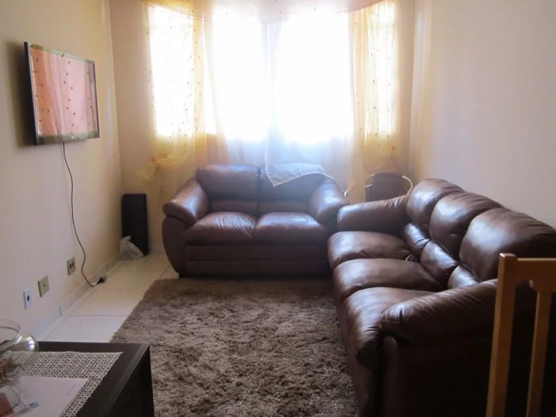 Vendo Jogo de Sofa , e Cama e Guarda Roupa Infantil